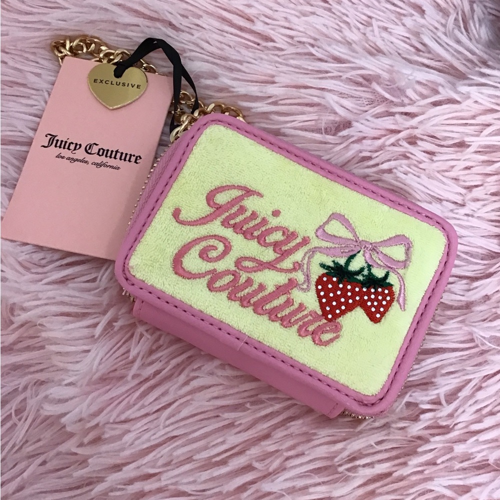 NWT Juicy Couture Retro Strawberry Pink Zip Card Wallet With Gold Chain Charm